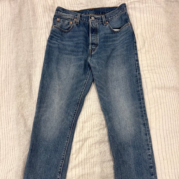Levis Premium 501 Original Fit Jeans 29 x 30 Medium Indigo - Picture 6 of 6